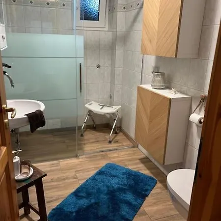 Ferienwohnung Mit Meerblick In Strandnahe