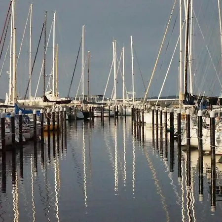 Ferienwohnung Mit Meerblick In Strandnahe *